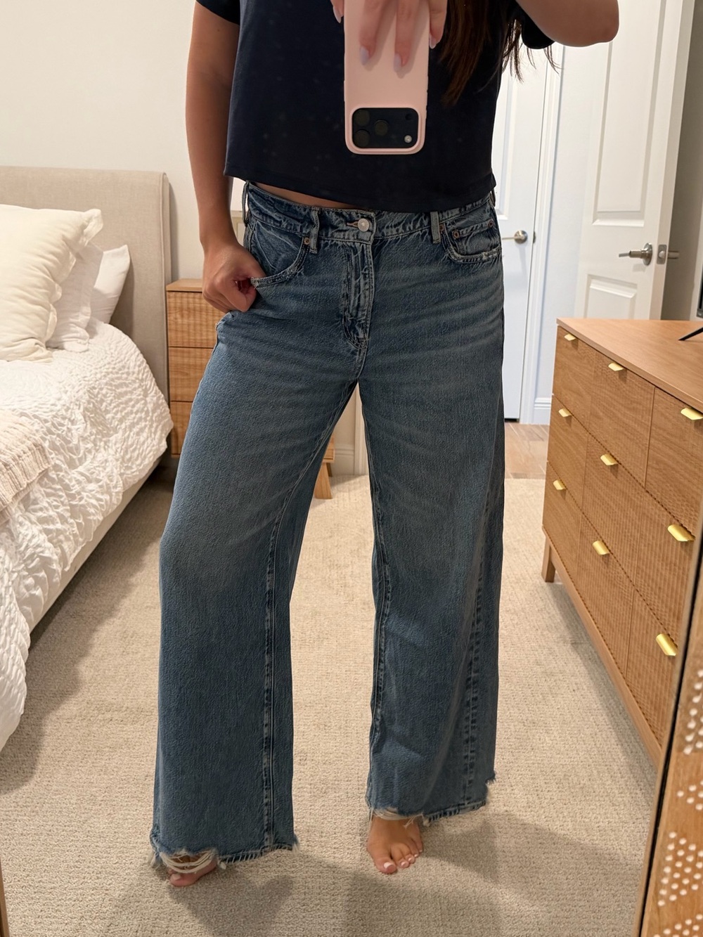 American Eagle Classic Wide-Leg Blue Jeans - Relaxed High Waist